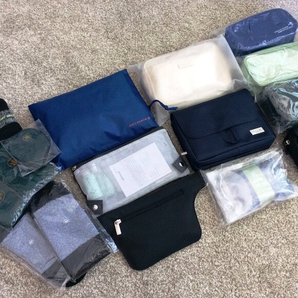 10 Vintage Business Class Amenity Travel Toiletry Kits - Picture 1 of 3